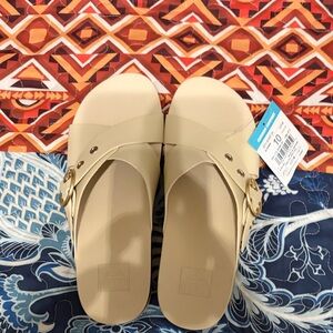 Reef Women's Vista Sandals with Gold Buckle